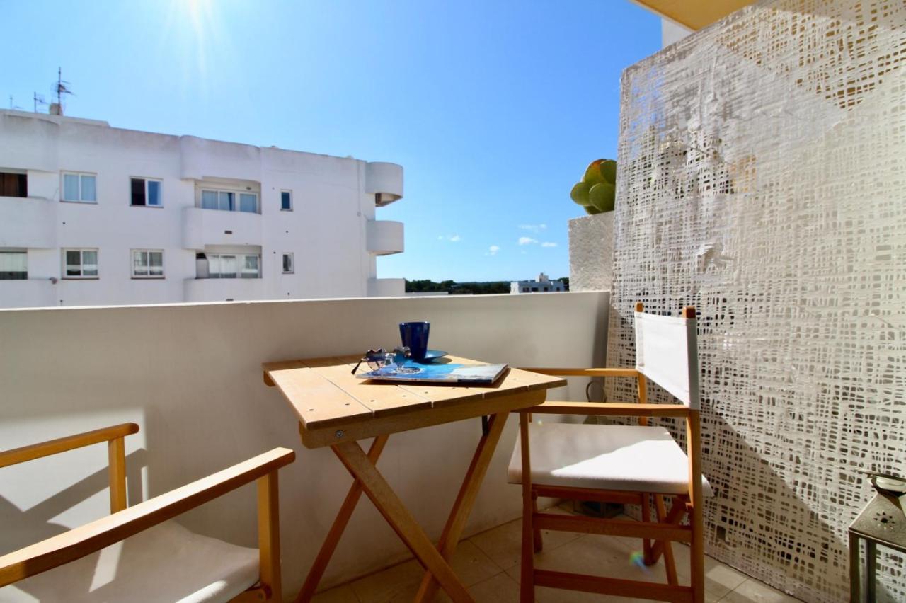 Agradable Apartamento Con Terraza En Formentera Es Pujols Exterior foto